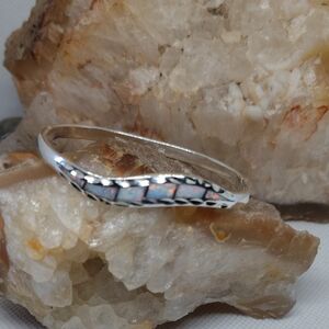 925 Mexico Opal Inlay Hinged Bangle Bracelet